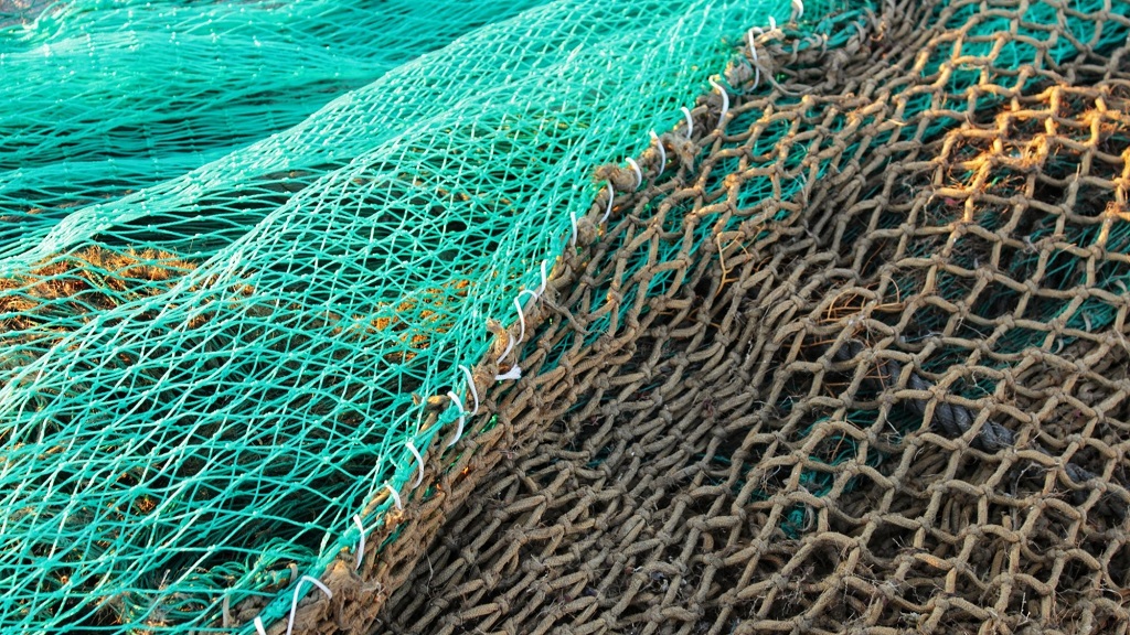 When did synthetic nets become popular