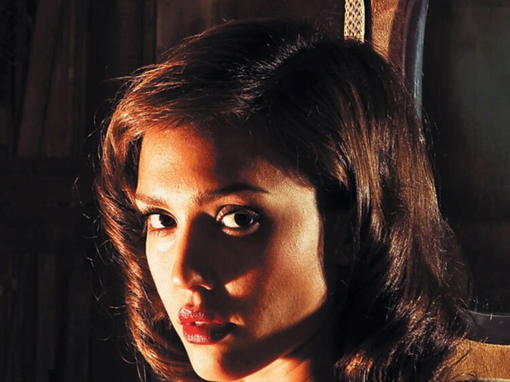 VIDEO: Jessica Alba gets spanked in new movie