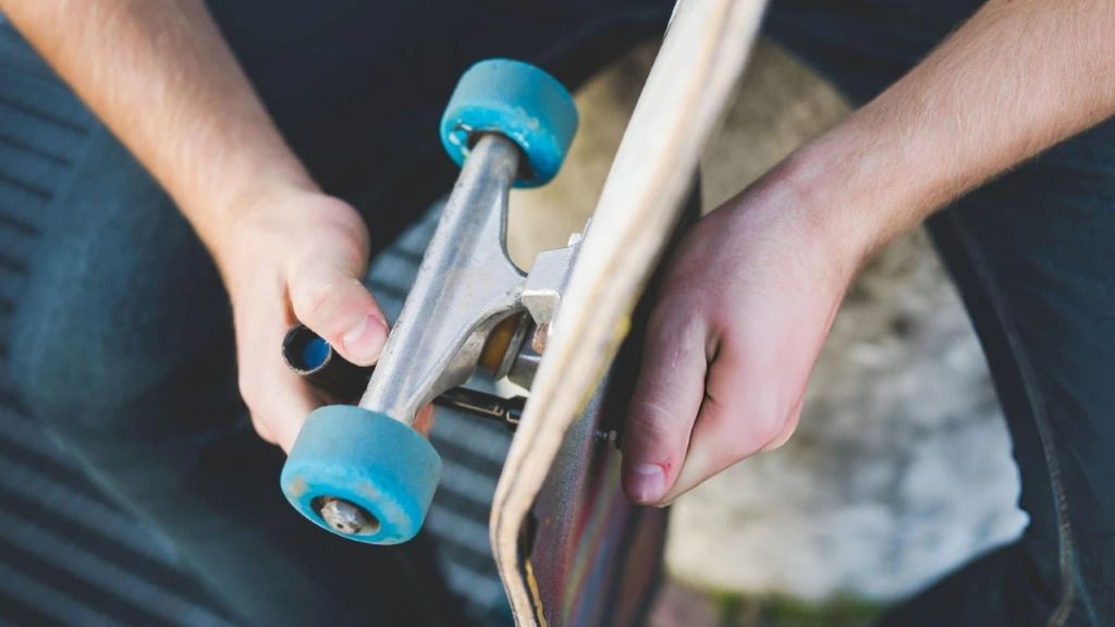 Skateboard Maintenance for Beginners