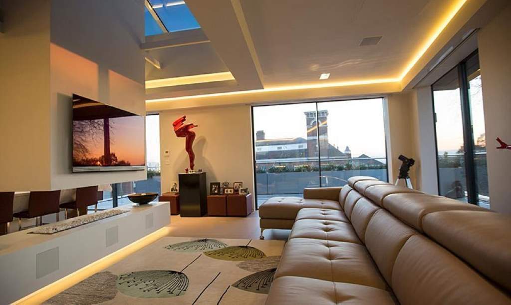 Smart Lighting